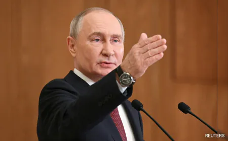 Putin Meets Slovak Prime Minister at Kremlin: Russian Television