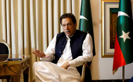 Pak Government Agrees To Consult Imran Khan As Negotiations Begin