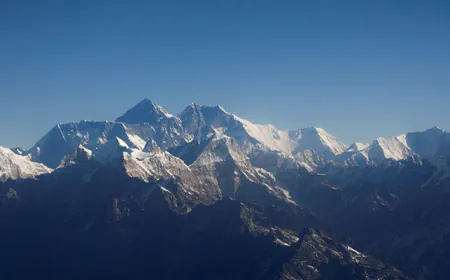 China Shuts Down Mt Everest Scenic Area After Earthquake Hits Tibet