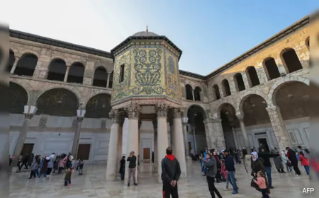 Stampede At Landmark Mosque In Damascus Kills 4: Health Official
