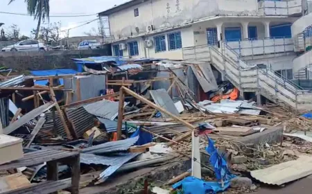 Mayotte, Ravaged By Cyclone Chido In December, Braces For New Storm
