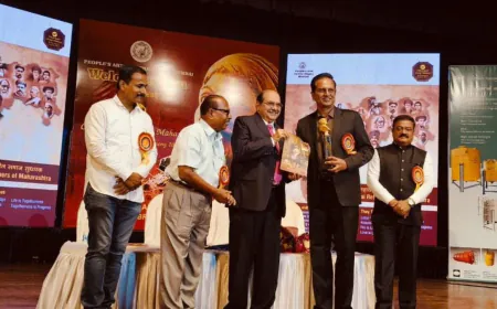 Justice Abhay Thipsay (Retd.) and Gopkumar Pillai honour Achievers at the 14th Shivaji Maharaj Awards 2025