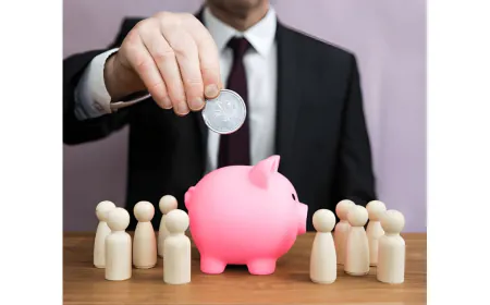Best Saving Schemes for Salaried Professionals in 2025
