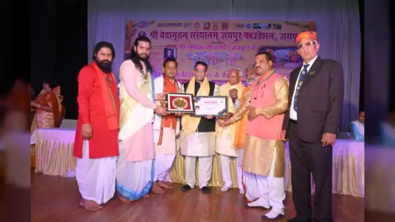 Jaipur Astrologer Rakesh Joshi Wins Two Honours From Vedantaram International Astrology Foundation for Relationship and Family Counselling Work